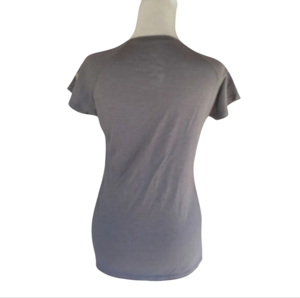 The North Face Graphic Baby Tee Gray Sunrise Slim Fit Size Small - Picture 5 of 7